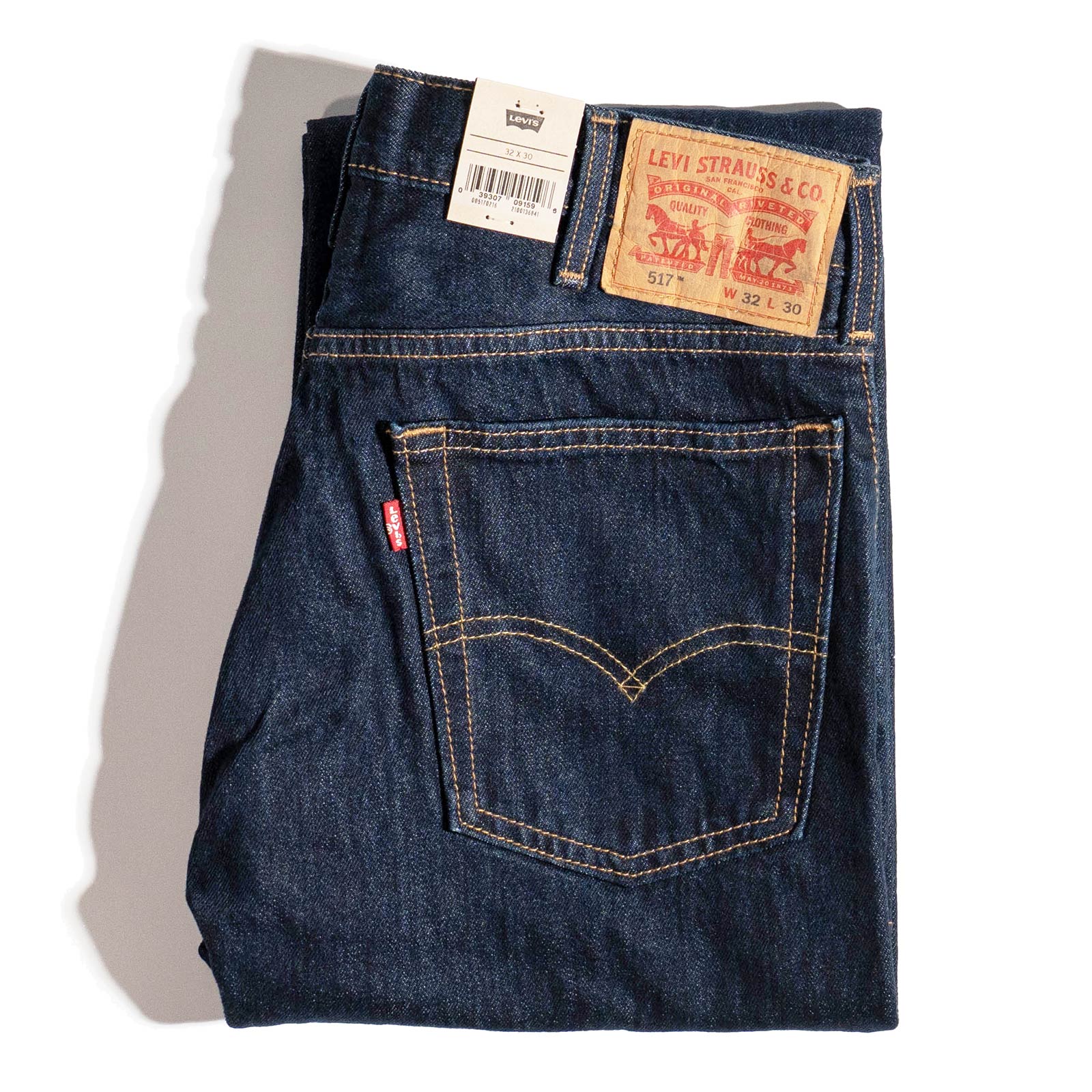 3つ折りで畳んである517の正面画像