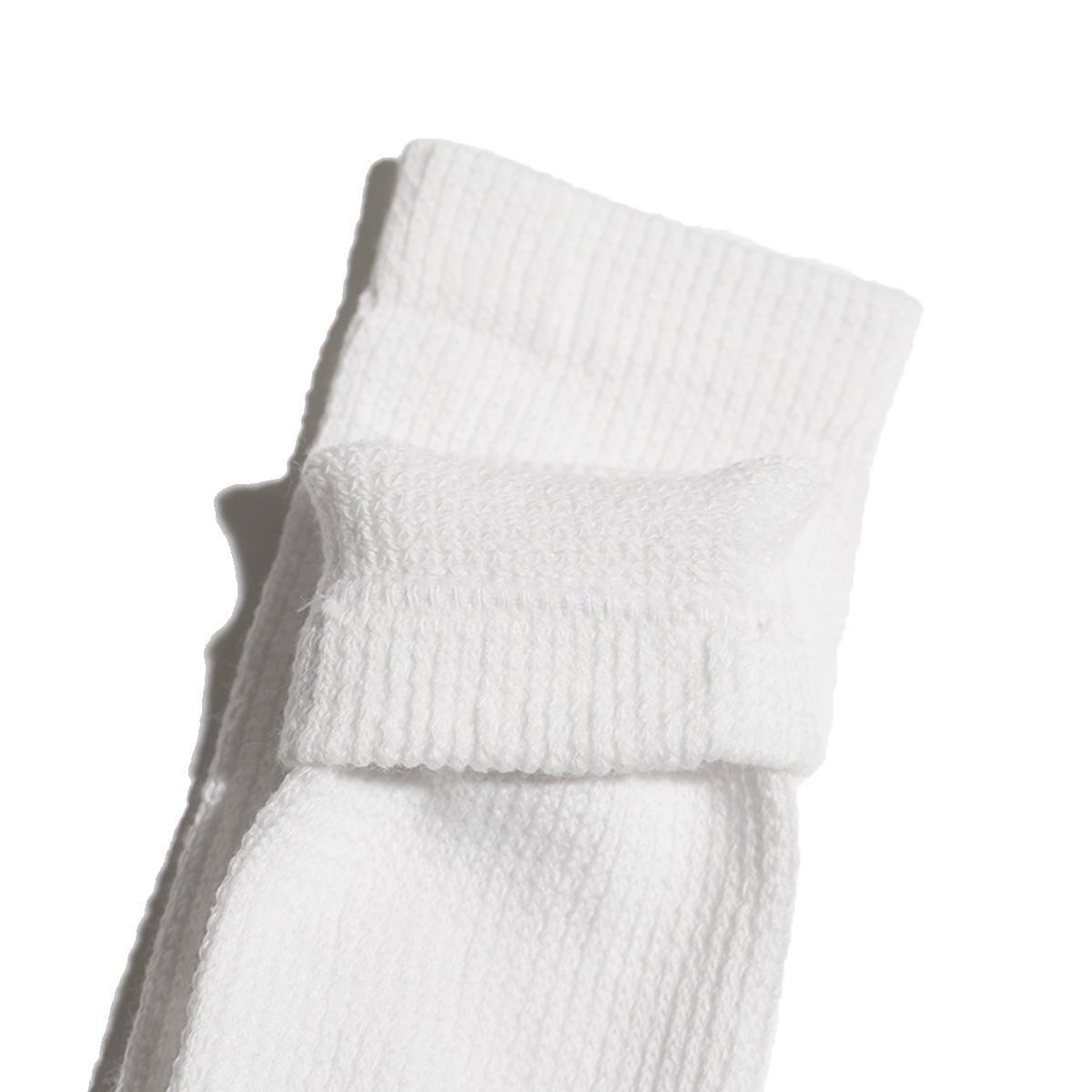 【返品不可】フルーツオブザルームFRUITOFTHELOOM6パッククッションクルーソックスホワイト(6PACKCUSHIONEDCREWSOCKS）