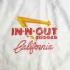 インアンドアウトバーガー半袖Tシャツ1986カリフォルニアファーストドライブスルーホワイト