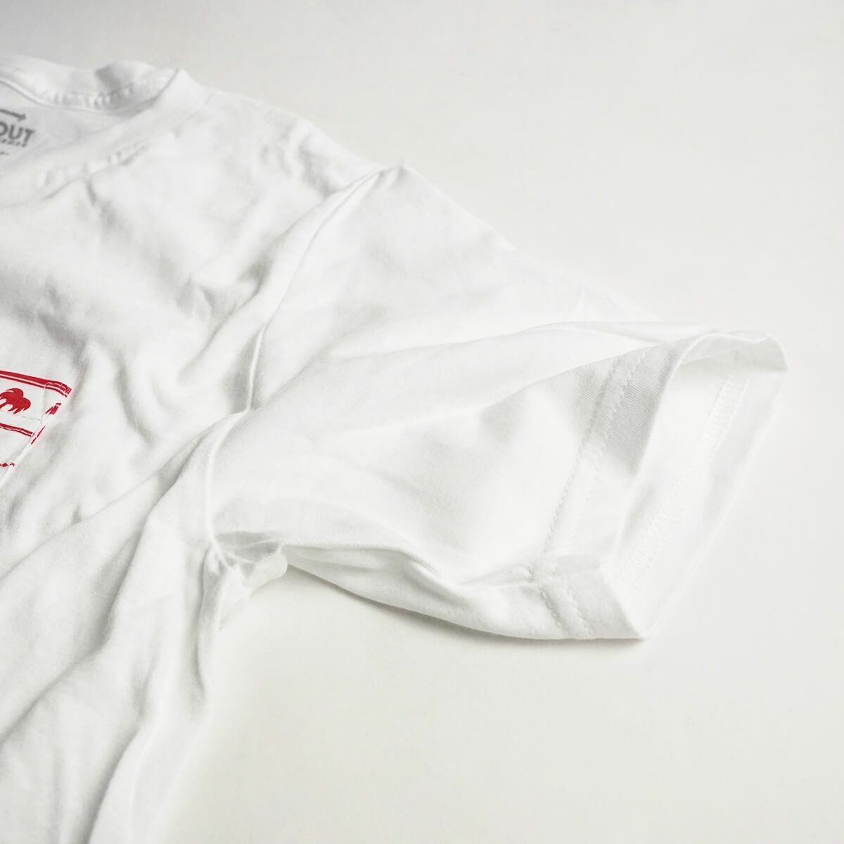 インアンドアウトバーガー半袖ポケットTシャツホワイト