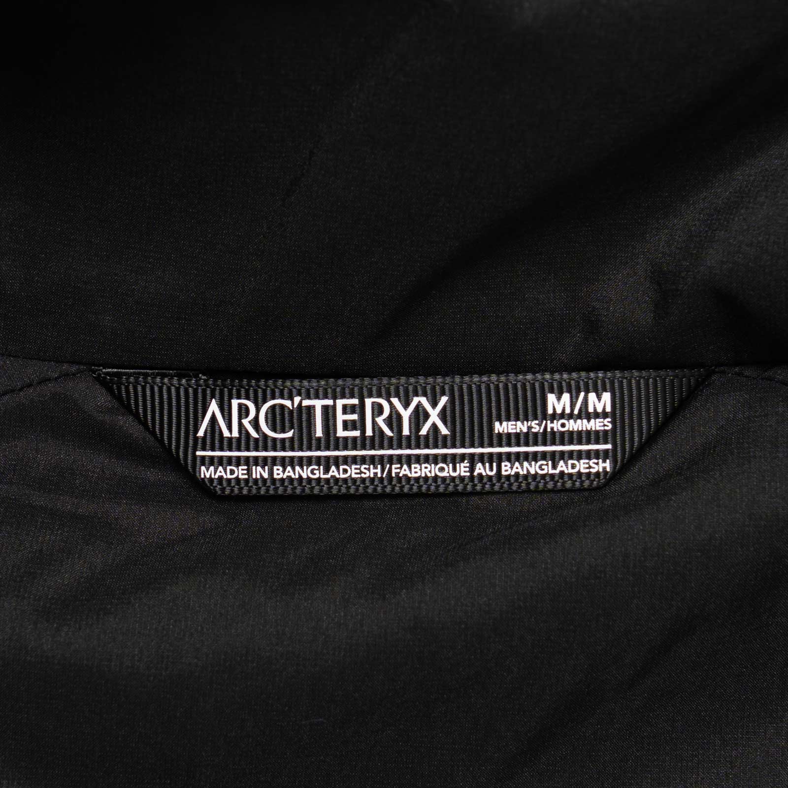 アークテリクスARC’TERYXアトムフーディー
