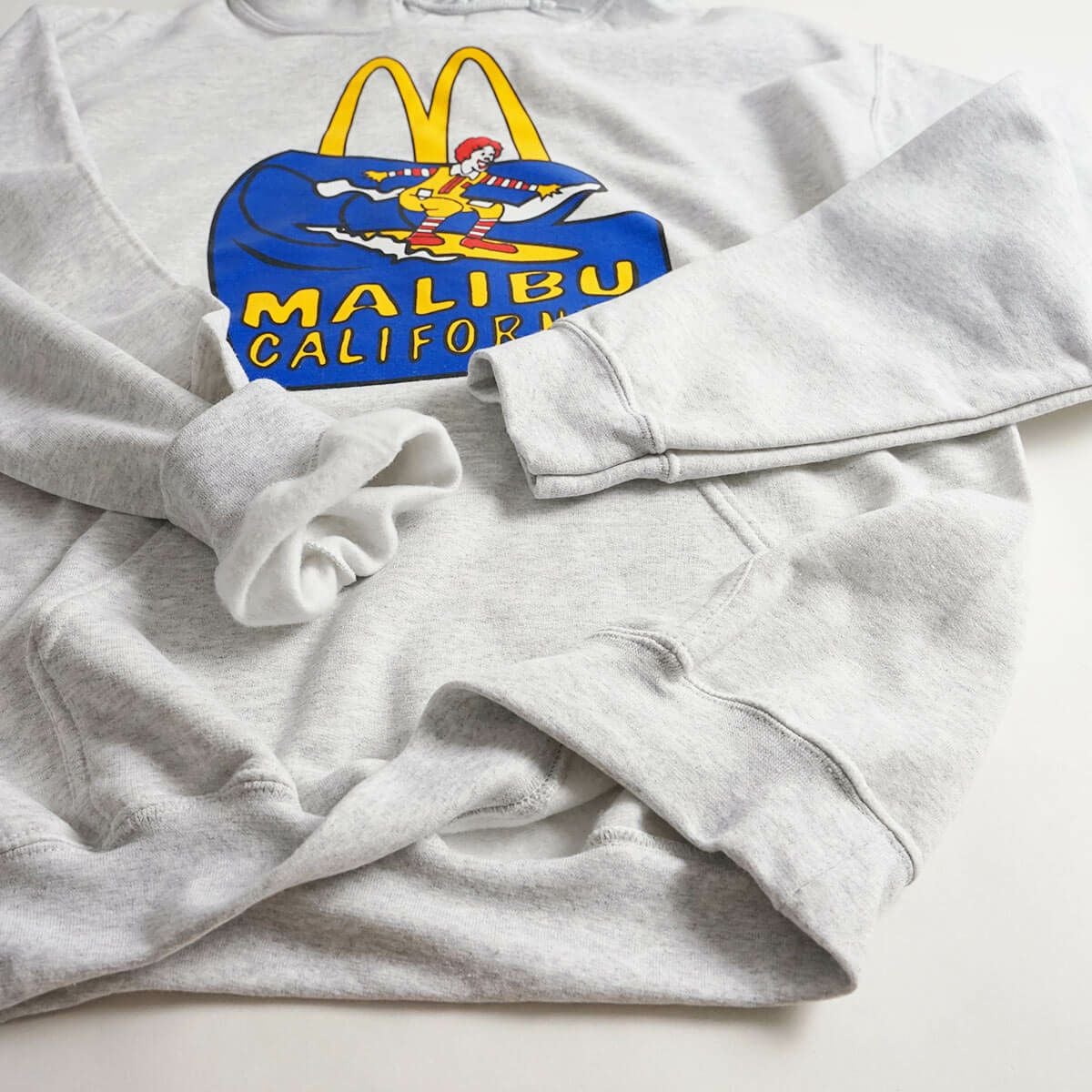 マクドナルドプルオーバーフードスウェット波乗りドナルドマリブ店限定