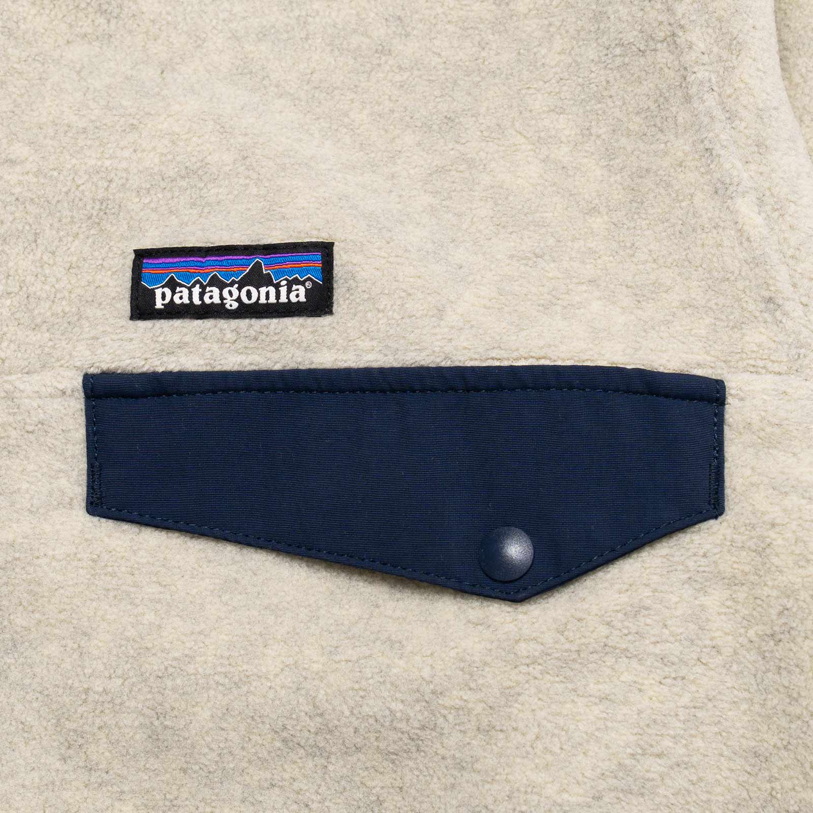 パタゴニアpatagoniaライトウエイトシンチラスナップTプルオーバー