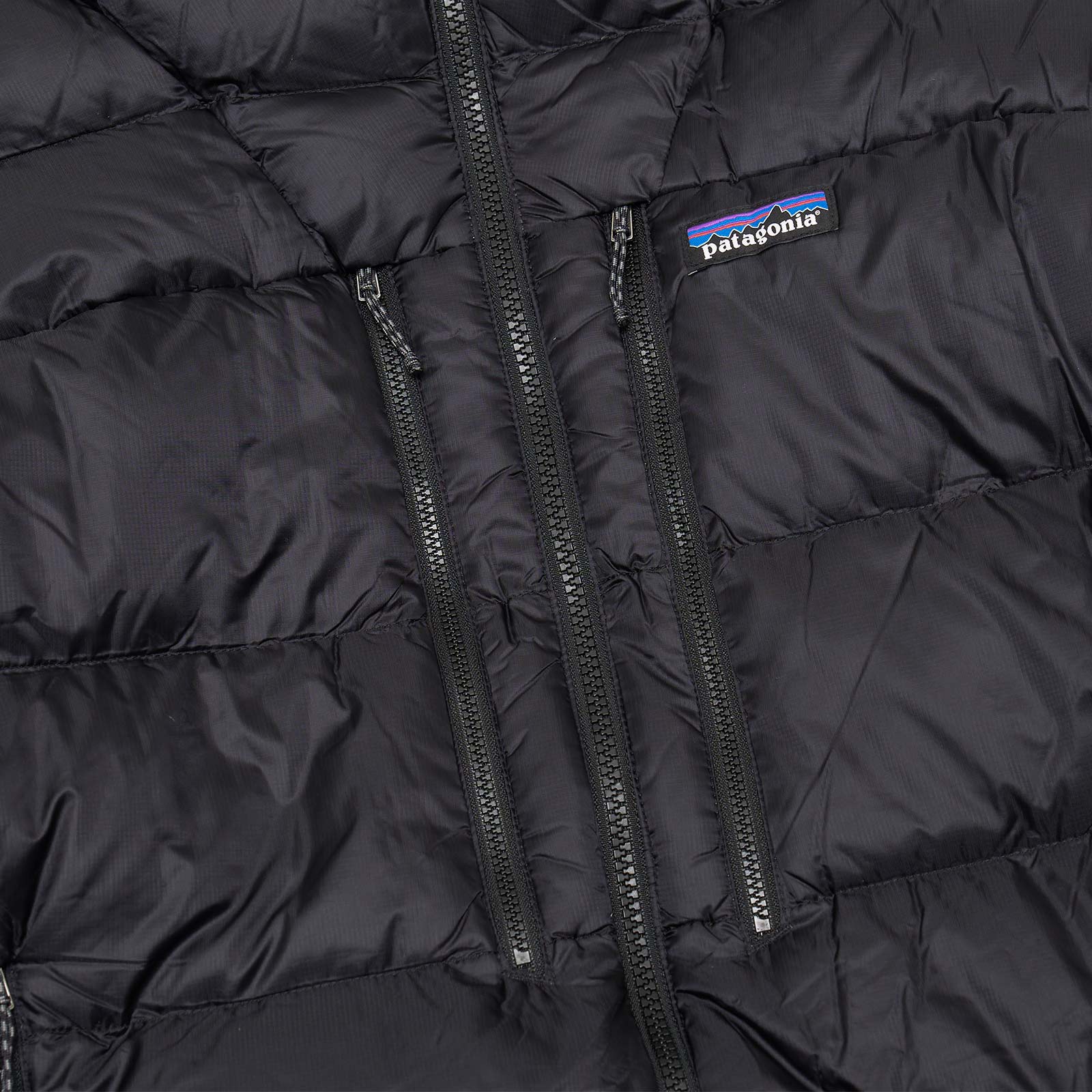 パタゴニアpatagoniaフィッツロイダウンフーディ
