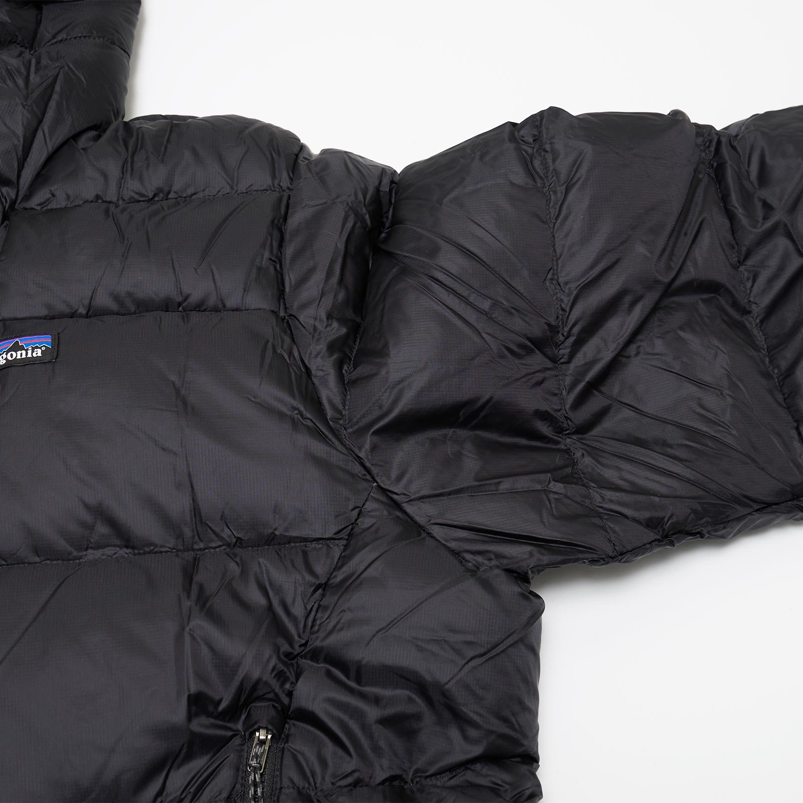 パタゴニアpatagoniaフィッツロイダウンフーディ