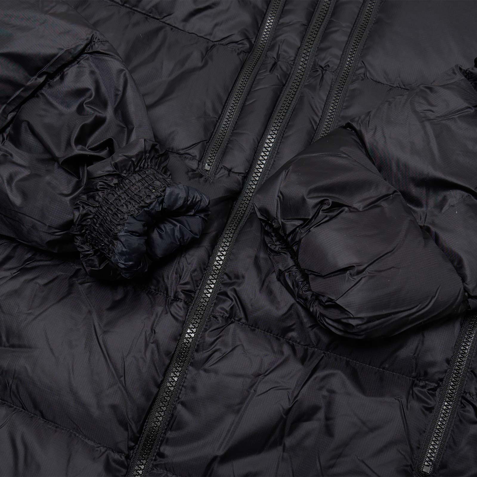 パタゴニアpatagoniaフィッツロイダウンフーディ
