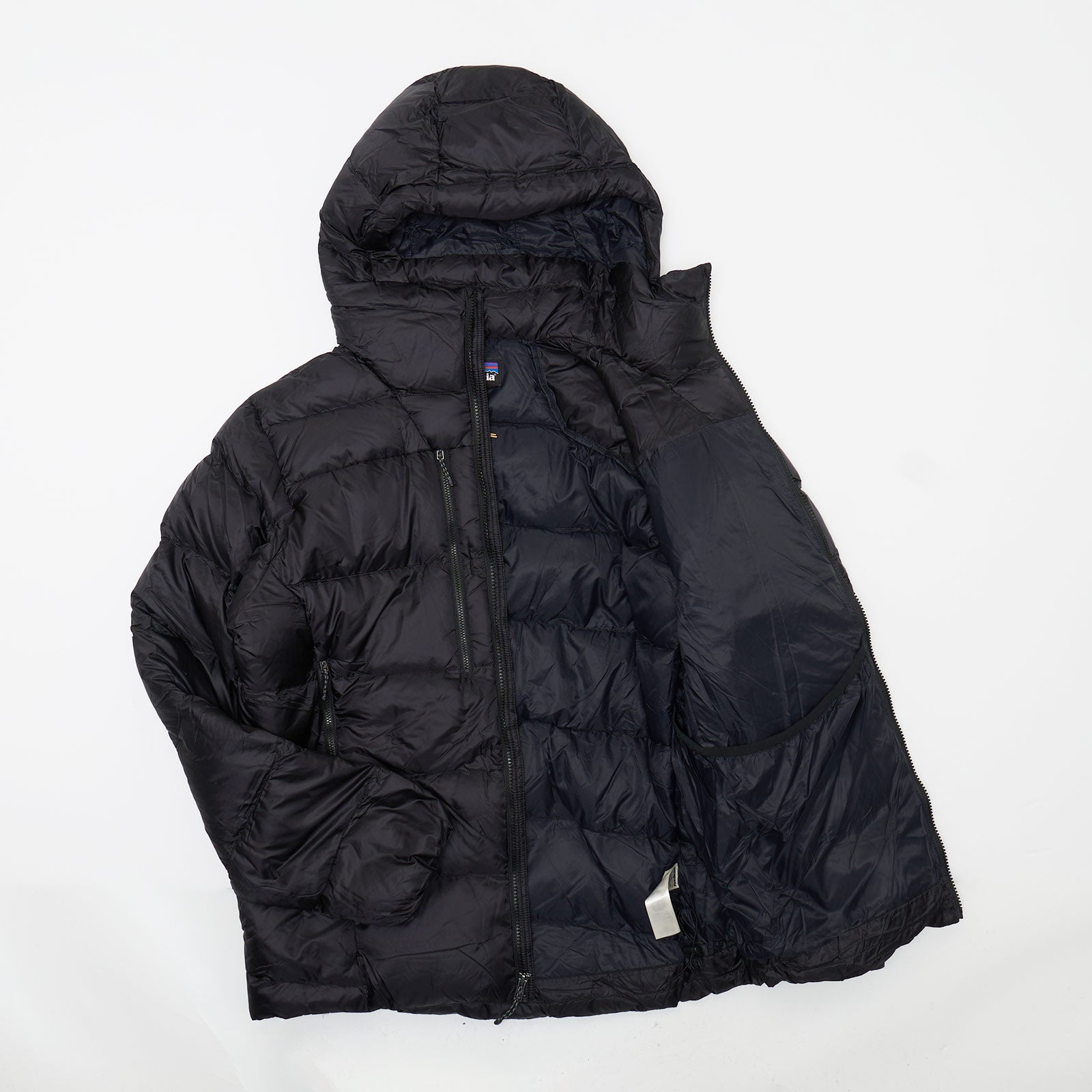 パタゴニアpatagoniaフィッツロイダウンフーディ