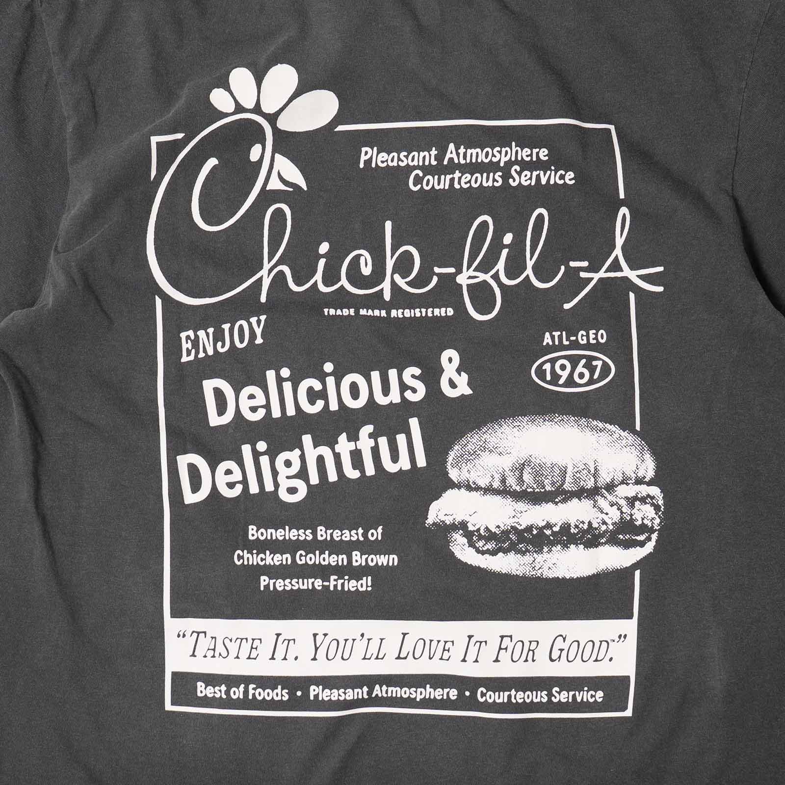 チックフィレイChick-fil-Aデリシャスアンドディライトフルサンドイッチ半袖Tシャツ