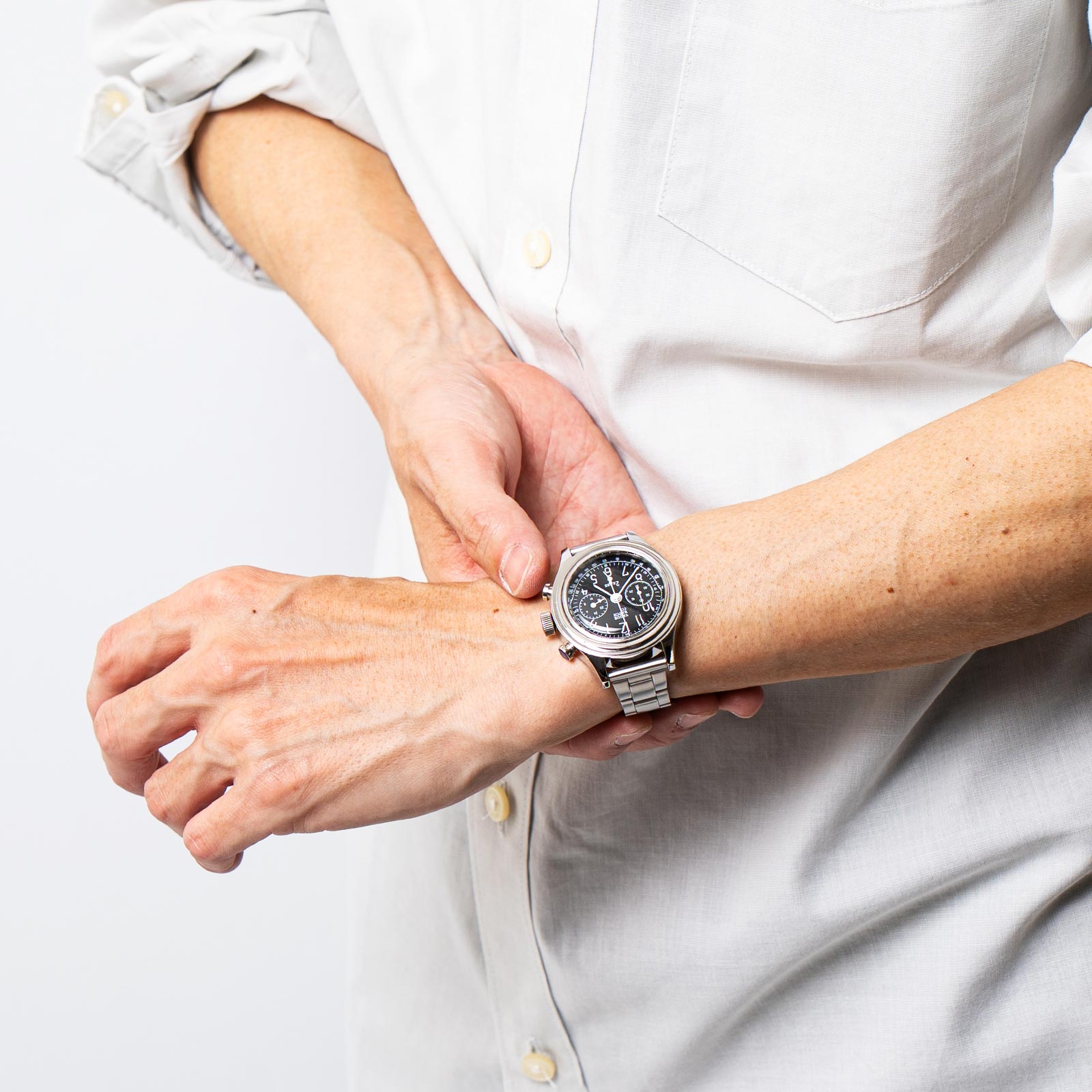ヴァーグウォッチVAGUEWATCHCO.クロノグラフツーアイズAG